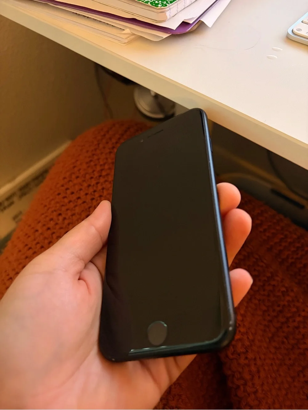 Apple iPhone SE 3rd Gen Works perfect